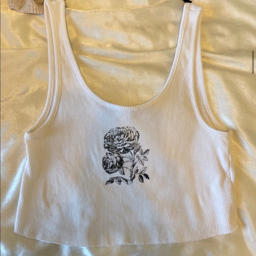 cropped graphic tank from garage